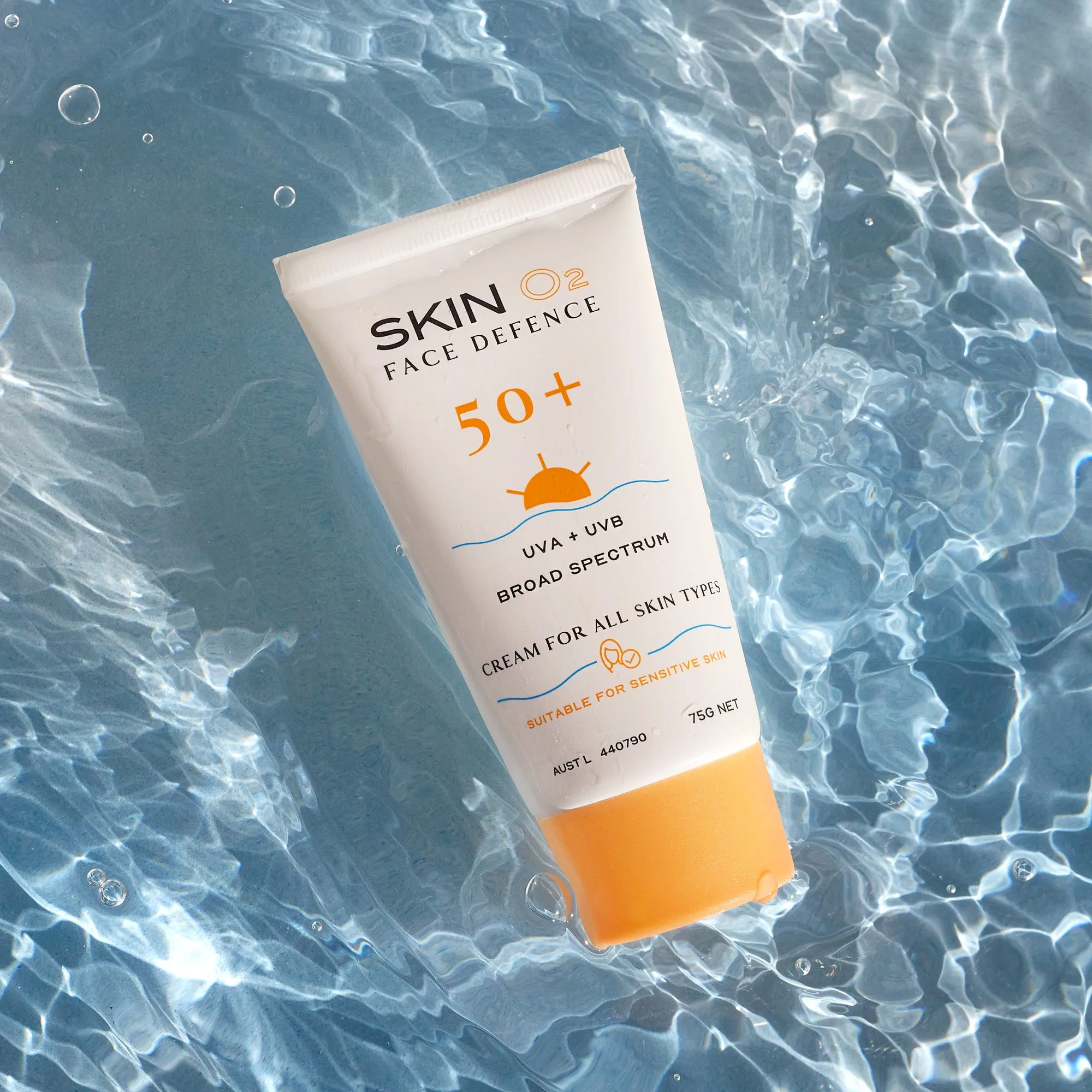 Face Defence 50  Invisible Sunscreen