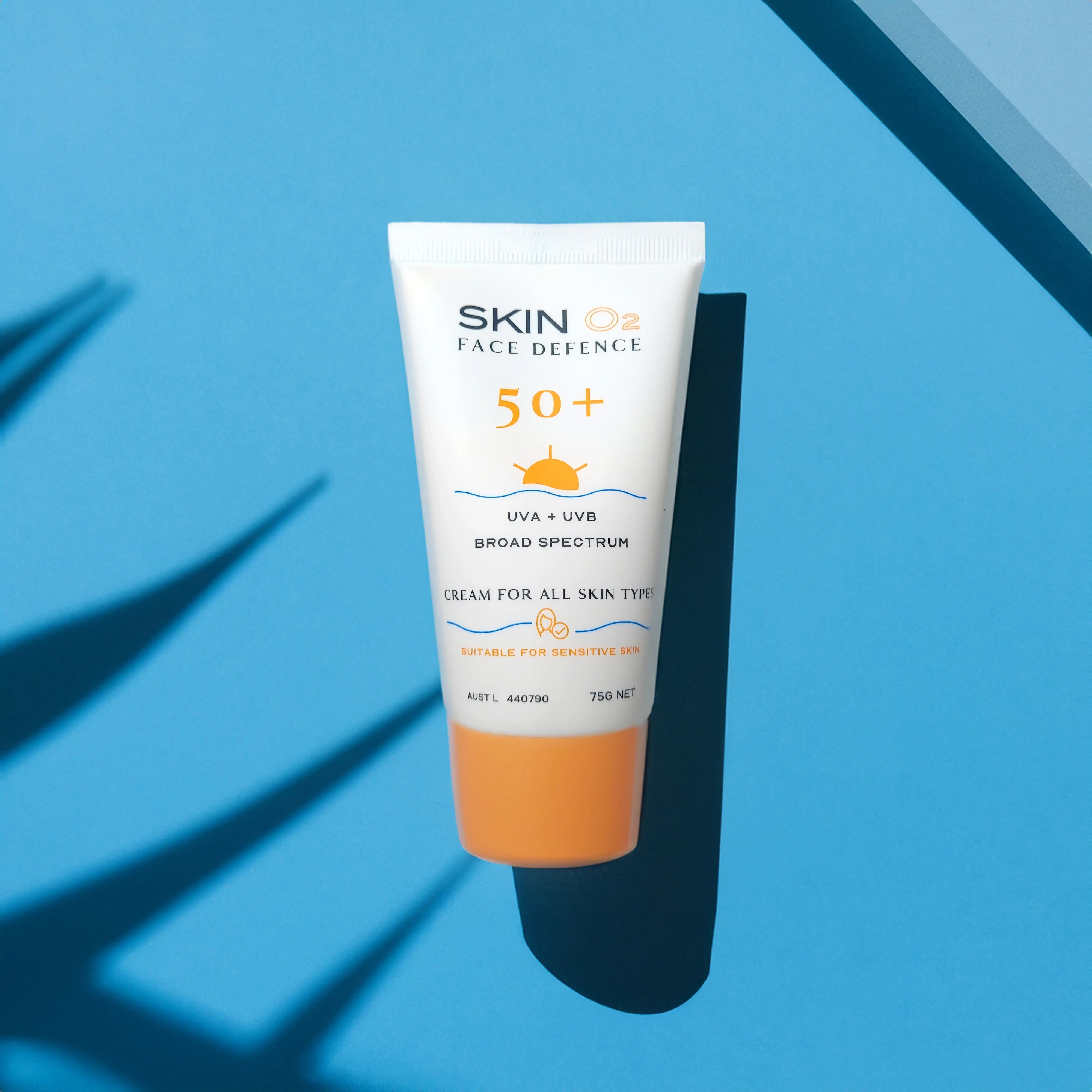 Face Defence 50  Invisible Sunscreen